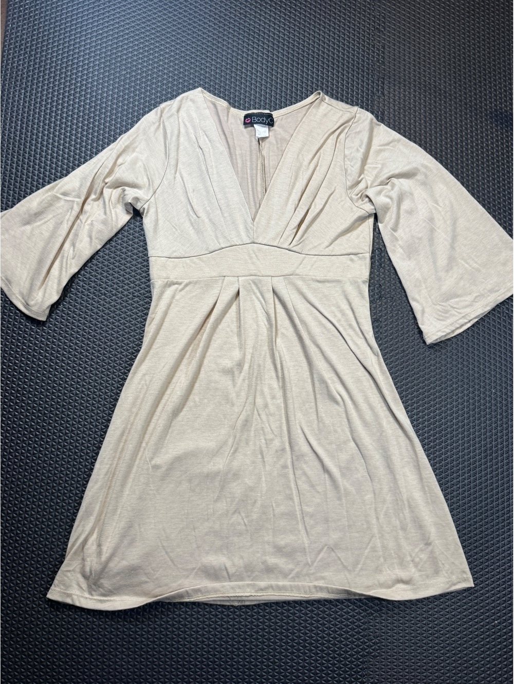 BodyCentral Beige V-Neck Bell Sleeve Dress